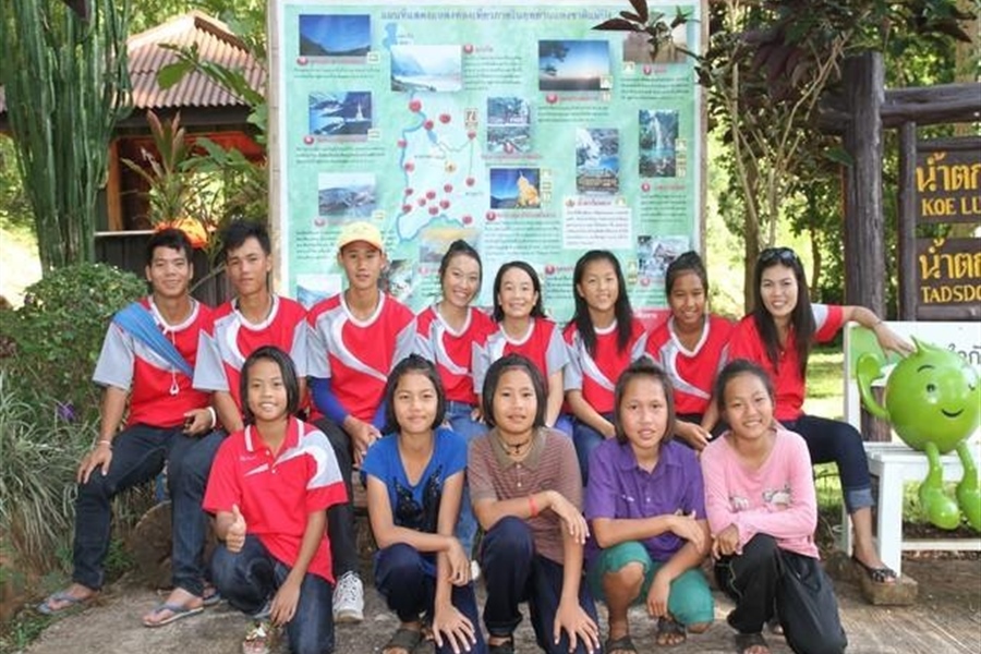 Hill Tribe kids’ visit to Cher’s village in Lamphun Province